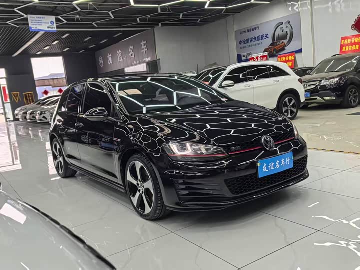 Volkswagen GTI 2016 2.0 TSI GTI — фото 2