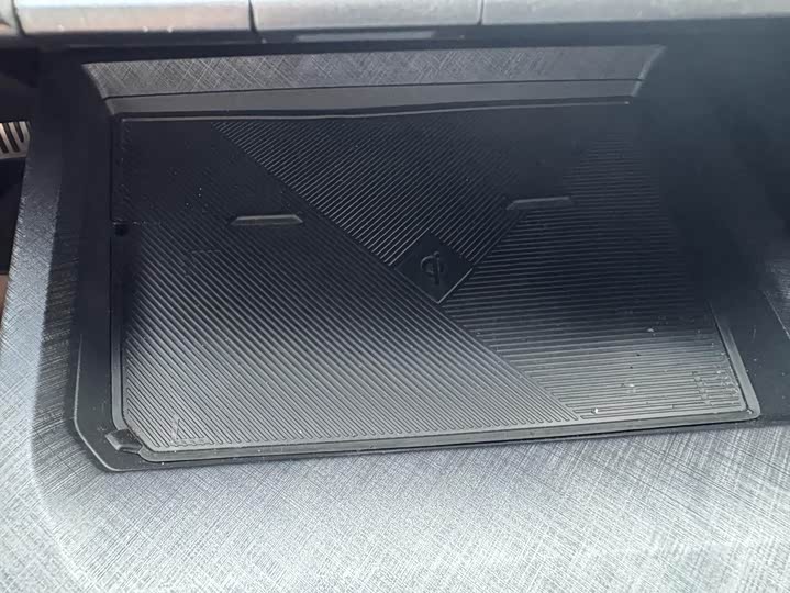 Changan UNI-V 2022 1.5 T — фото 13