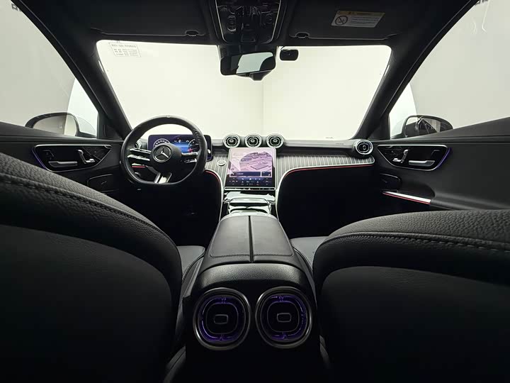 Mercedes-Benz C-Class 2023 C 260 L — фото 17