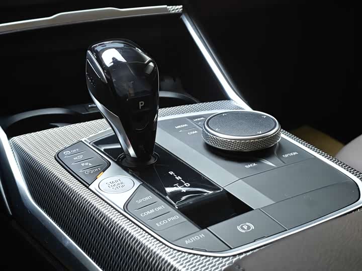 BMW 3-Series 2020 330 Li x Drive M — фото 16
