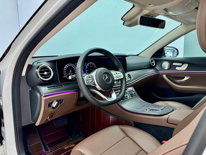 Mercedes-Benz E-Class 2020 E 300 L — фото 7