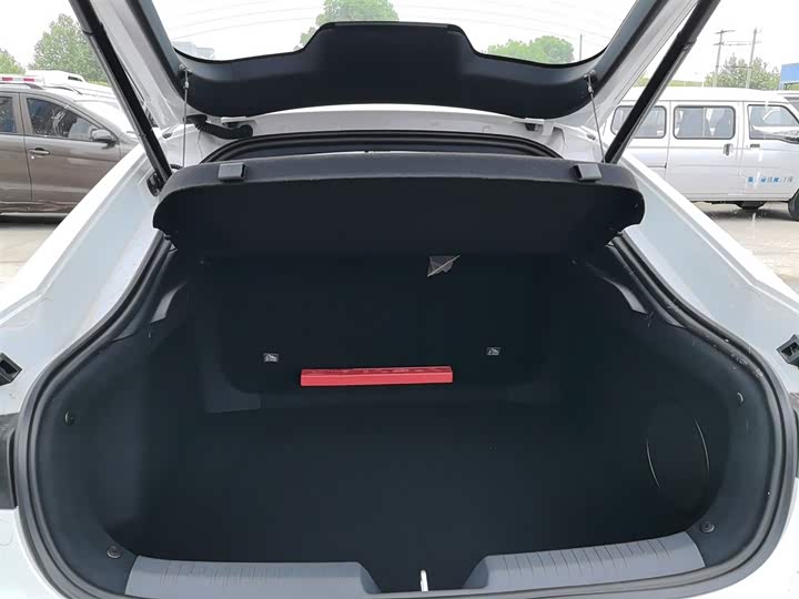Changan UNI-V 2024 2.0 T — фото 12