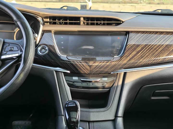 Cadillac XT6 2021 28 T 4 WDLuxury — фото 13