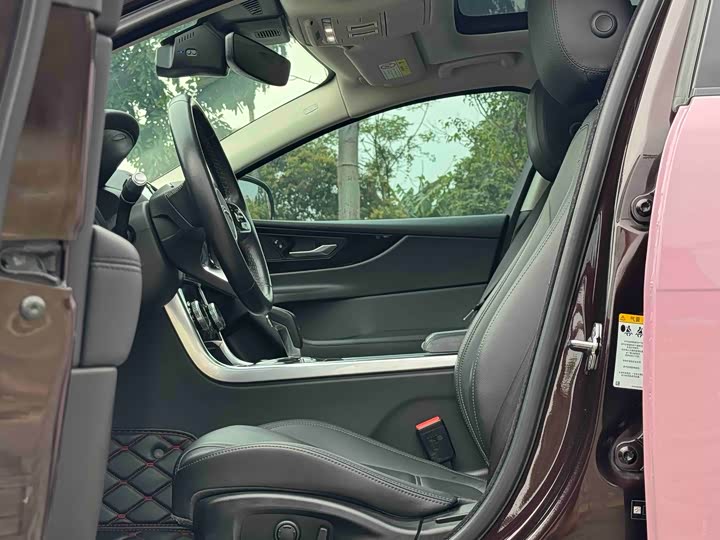 Jaguar XEL 2021 2.0 T 250 PS R-DYNAMIC SE — фото 10