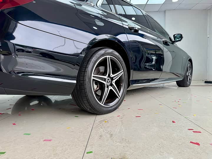 Mercedes-Benz E-Class 2020 E 300 L — фото 22