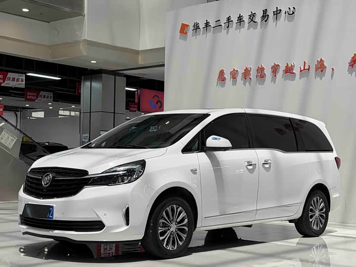 Buick GL 8 2022 652 T Premium