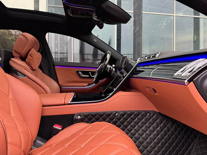 Maybach S-Class 2023 S 580 4 MATIC — фото 15