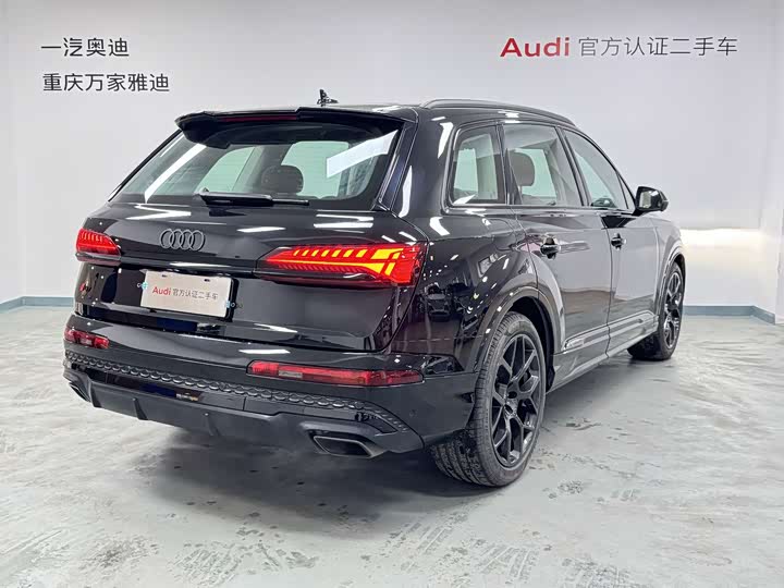 Audi Q7 2024 45 TFSI quattro S line — фото 8