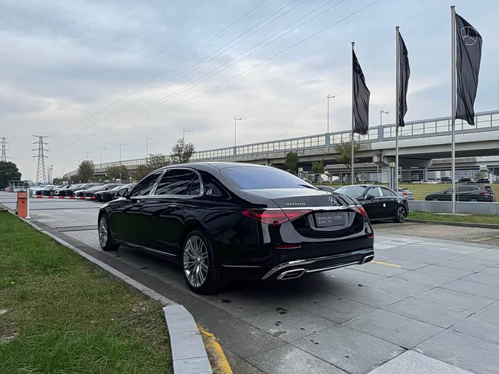 Maybach S-Class 2023 S 580 4 MATIC — фото 18