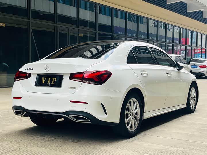 Mercedes-Benz A-Class 2021 A 200 L — фото 7