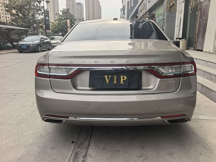 Lincoln Continental — фото 9