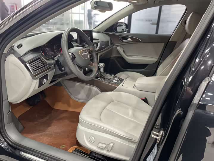 Audi A6L 35 FSI quattro — фото 4