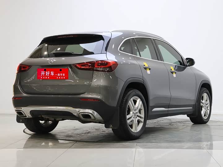 Mercedes-Benz GLA 2022 GLA 200 — фото 4