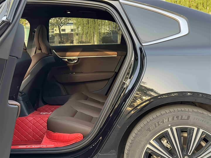 Volvo S90 Hybrid 2022 T 8 E Hybrid — фото 7