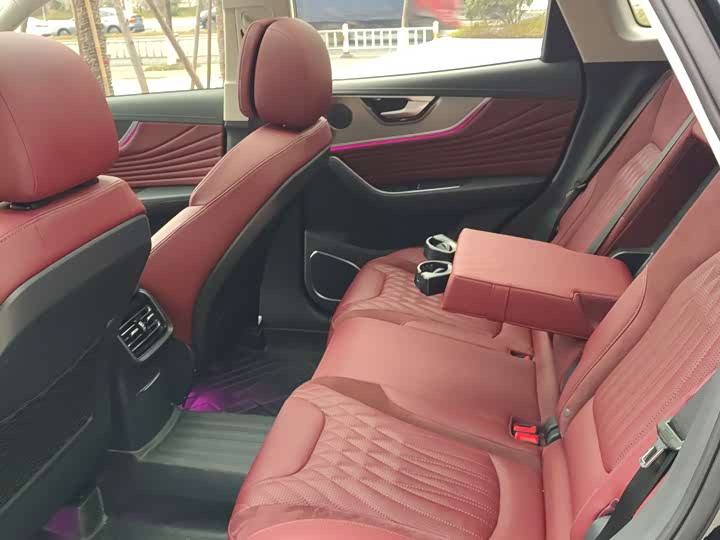 Hongqi HS5 2023 2.0 T Pro — фото 15