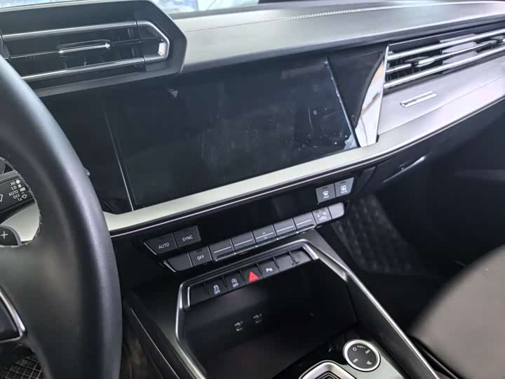 Audi A3 2025 Sportback 35 TFSI — фото 8