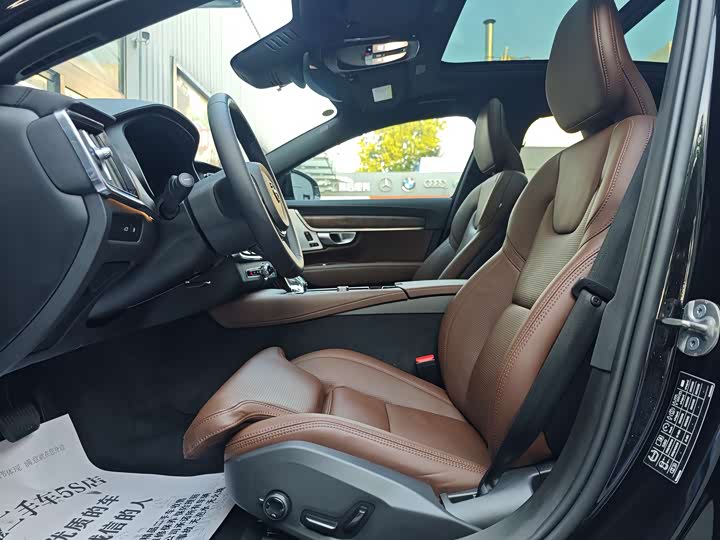 Volvo S90 Hybrid 2025 Hybrid 4 WD — фото 11