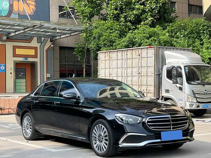 Mercedes-Benz E-Class 2021 E 300 L Luxury — фото 3