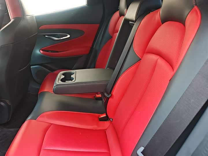Changan UNI-T 2020 1.5 T Premium — фото 17