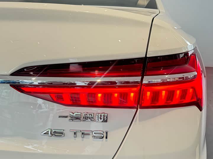 Audi A6L 2020 45 TFSI — фото 9