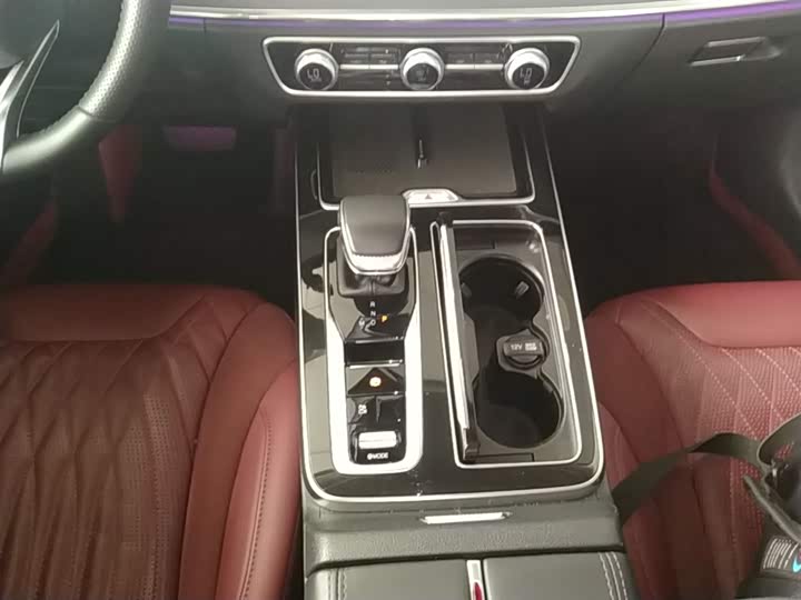 Hongqi HS5 2023 2.0 T Pro — фото 14