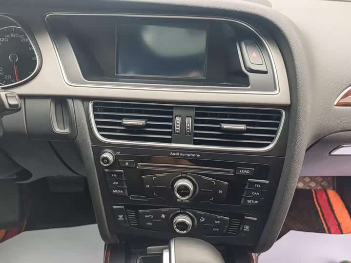 Audi A4L 2016 35 TFSI S line Comfort — фото 18