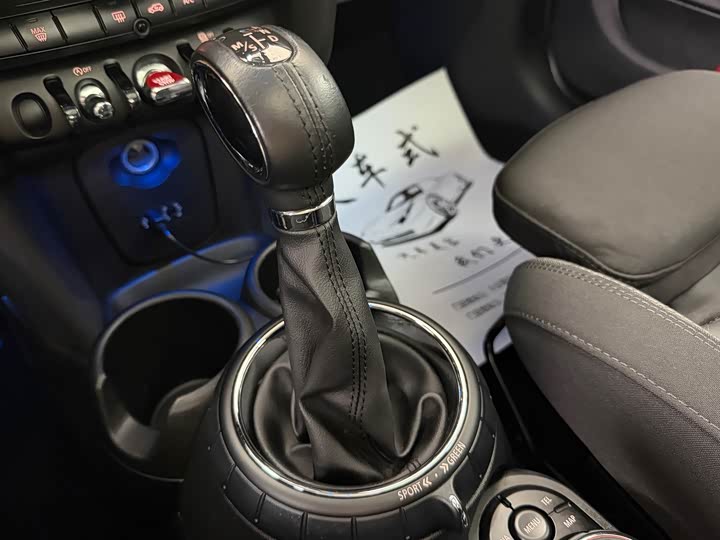 MINI Hatch — фото 18