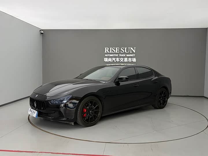 Maserati Ghibli 2017 3.0 T — фото 1