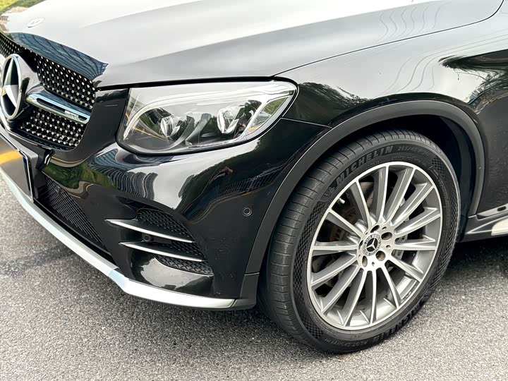 Mercedes-Benz GLC 2017 AMG GLC 43 4 MATIC — фото 11