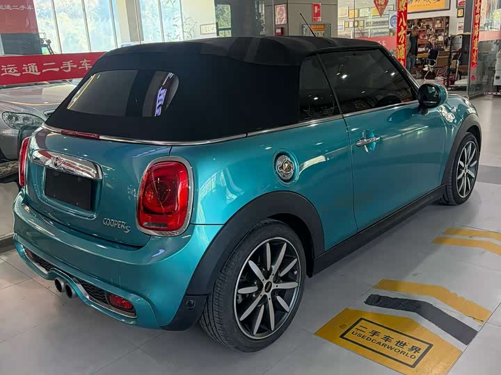 MINI Cabrio — фото 6