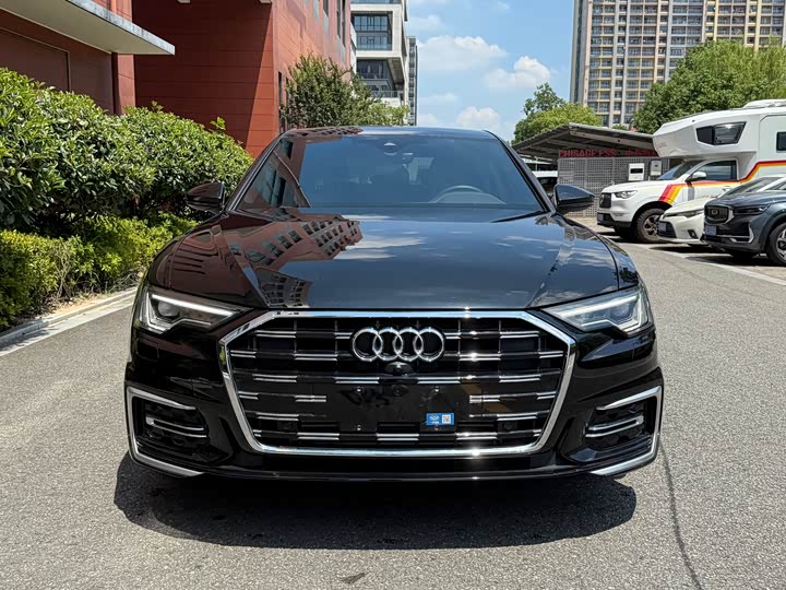 Audi A6L 2023 45 TFSI — фото 2