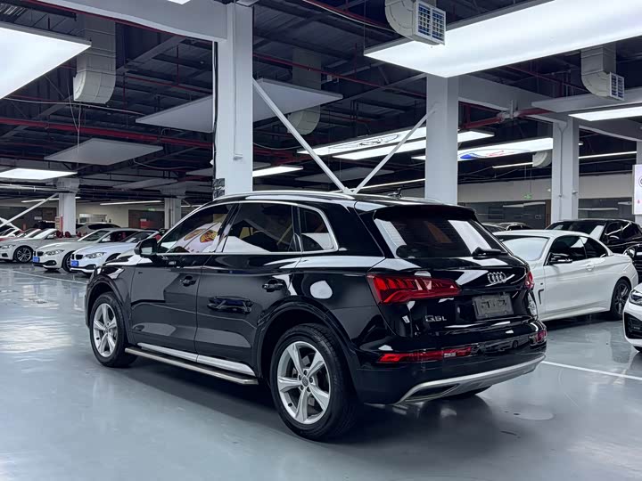 Audi Q5L 40 TFSI базовая — фото 16