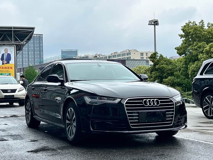 Audi A6L TFSI комфорт — фото 3
