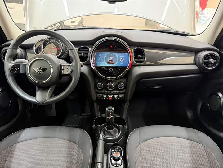 MINI Hatch — фото 19