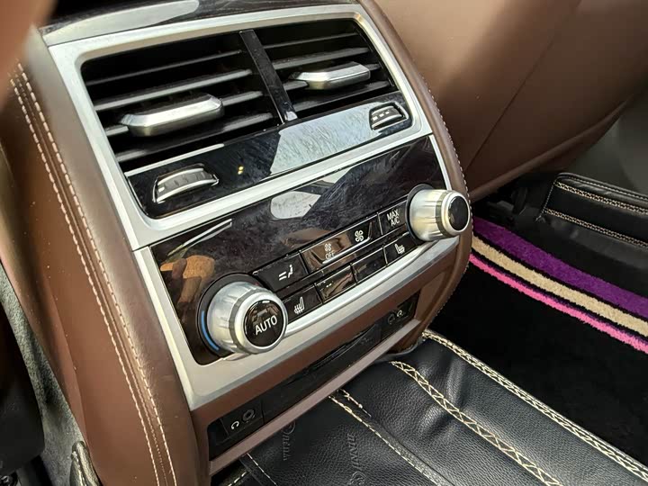 BMW 7-Series 2018 740 Li Leading M — фото 18