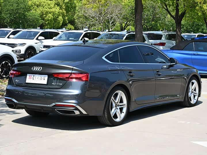 Audi A5 2022 Sportback 40 TFSI — фото 5