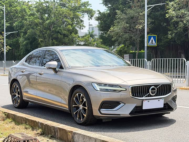 Volvo S60 2021 T 4 — фото 3