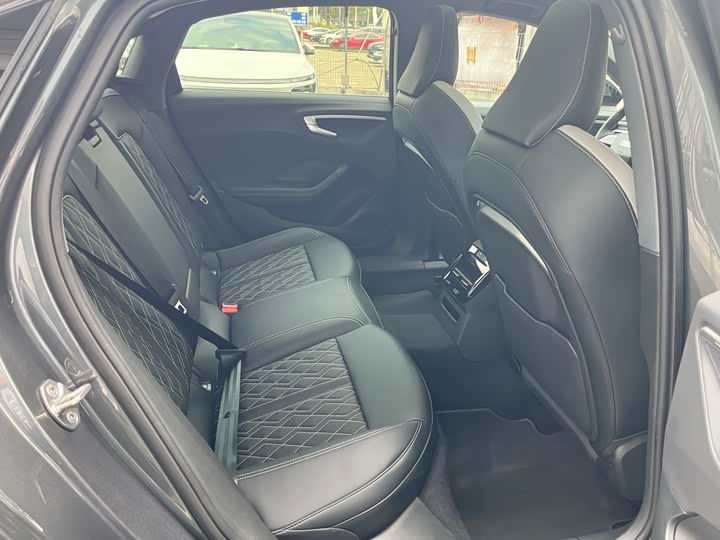 Audi A5L 2026 2.0 T Plus — фото 14