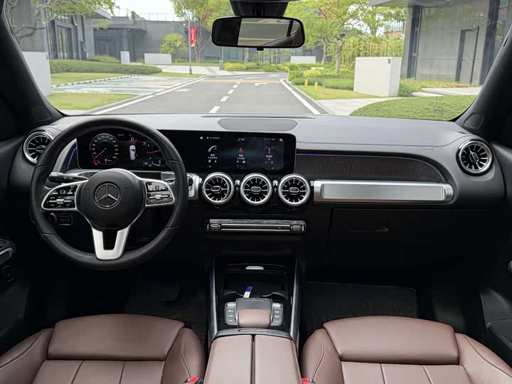 Mercedes-Benz GLB 2021 GLB 180 — фото 21