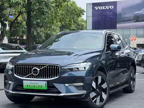 Volvo XC60 Hybrid 2024 T 8 PHEV 4 WD — фото 10
