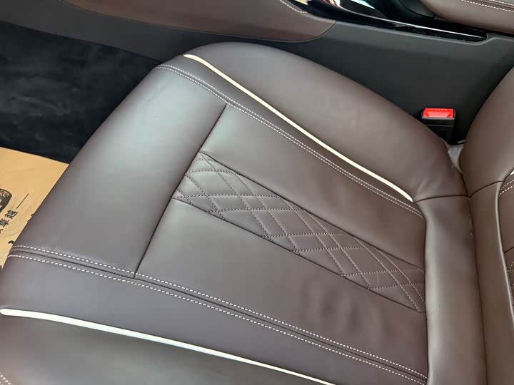BMW 5-Series 2019 530 Li Leading — фото 20