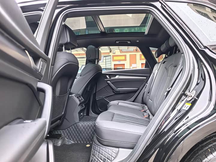 Audi Q5L 40T люкс-динамик — фото 6