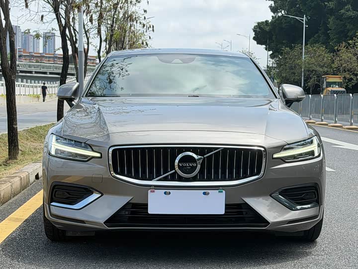 Volvo S60 2021 T 4 — фото 2
