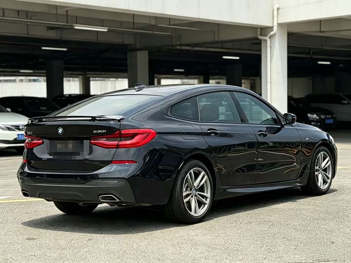BMW 6-Series 2020 630i M — фото 7