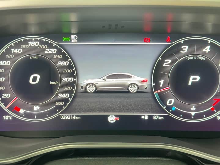 Jaguar XFL 2022 XFL 2.0 T P 200 2 WD — фото 16