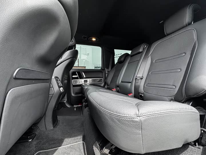 Mercedes-Benz G-Class 2019 G 500 — фото 7