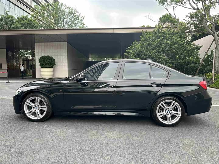 BMW 3-Series 2017 320i MSport — фото 11