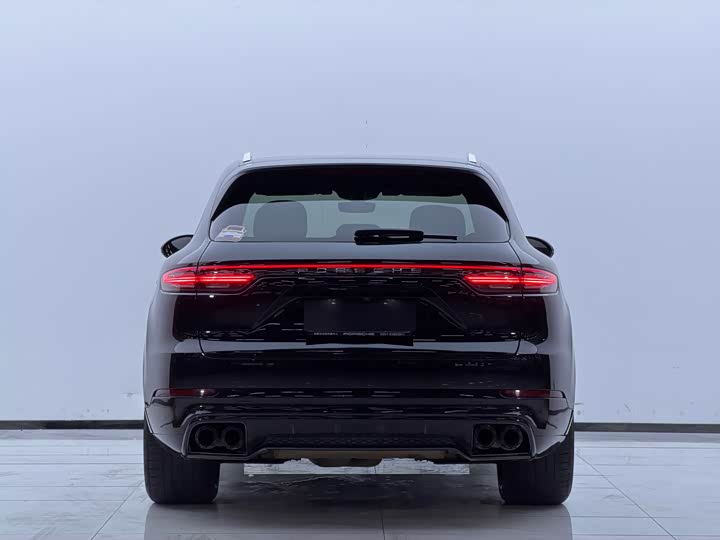 Porsche Cayenne 2018 Cayenne 3.0 T — фото 23