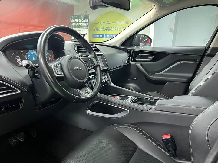 Jaguar F-PACE 2016 2.0 T 2 WDR-Sport — фото 9