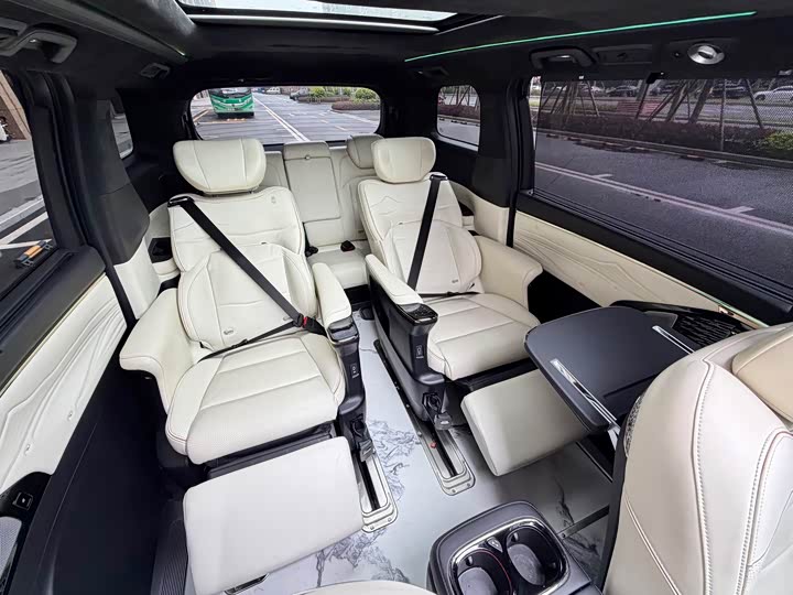 Trumpchi M8 2023 400 T — фото 11